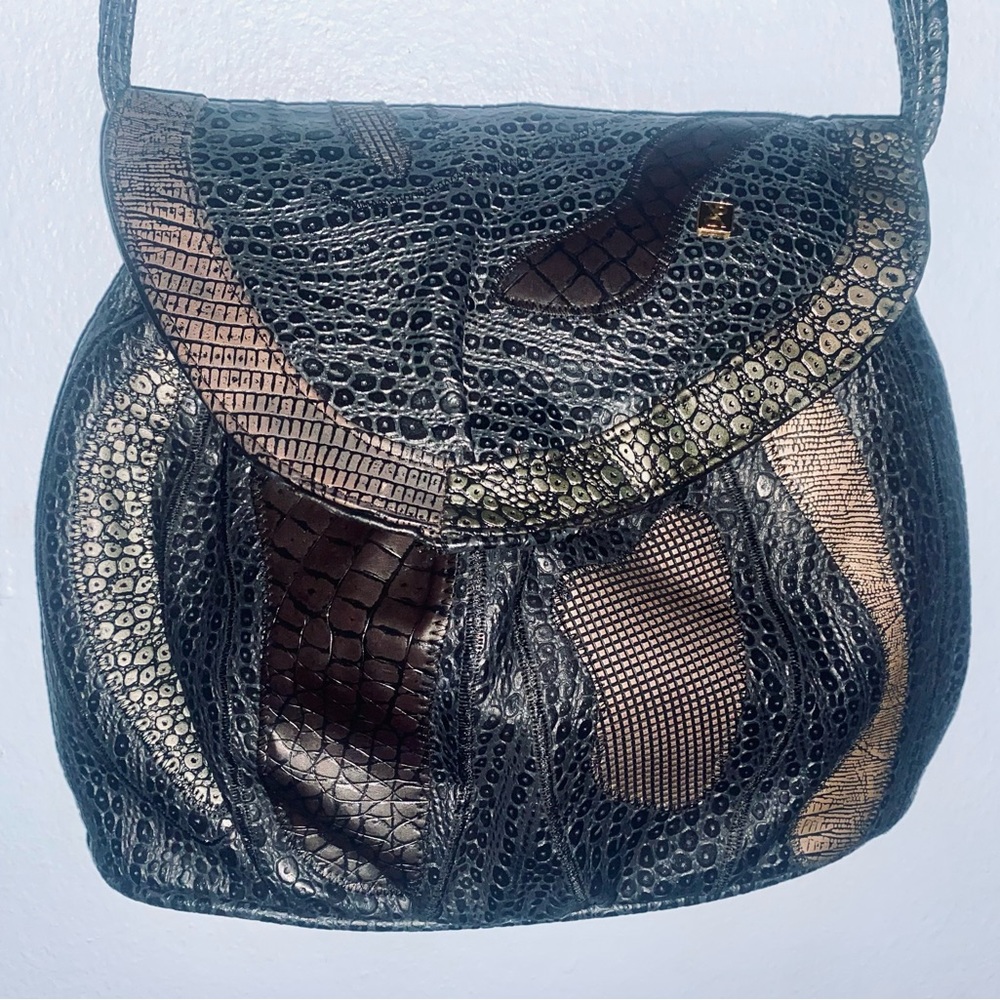 Vintage Renaissance Purse - Picture 2 of 5